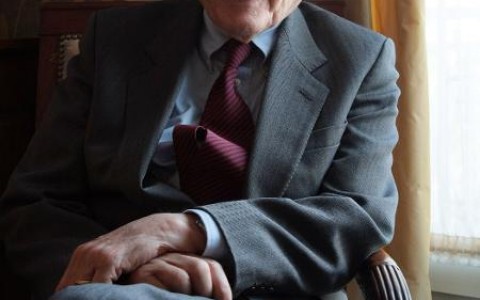 Criador da Teoria de Gaia defende fim de combustíveis fósseis