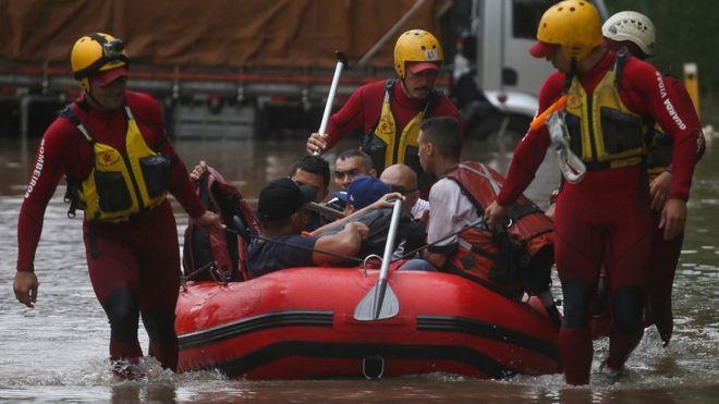 Por que a cidade de São Paulo não consegue evitar as enchentes frequentes?